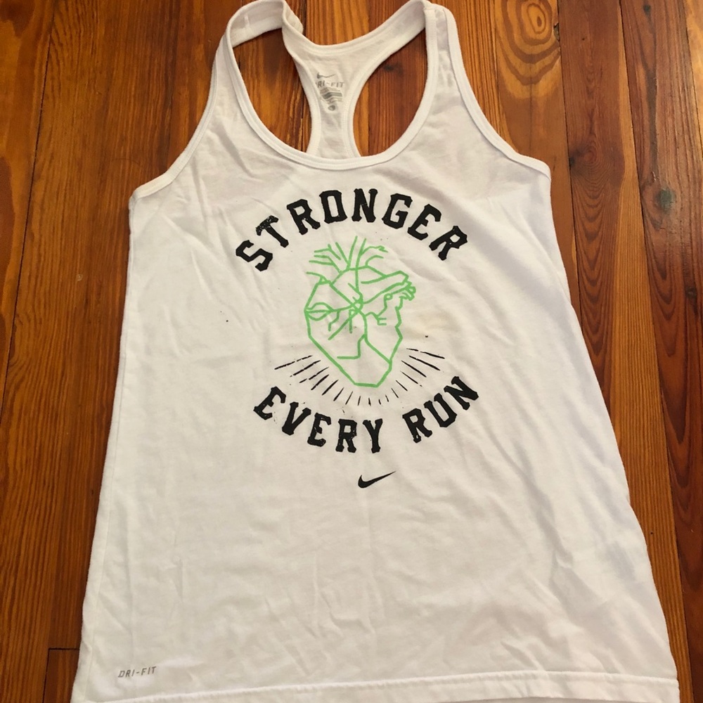 Nike Boston “stronger every run” tank top small